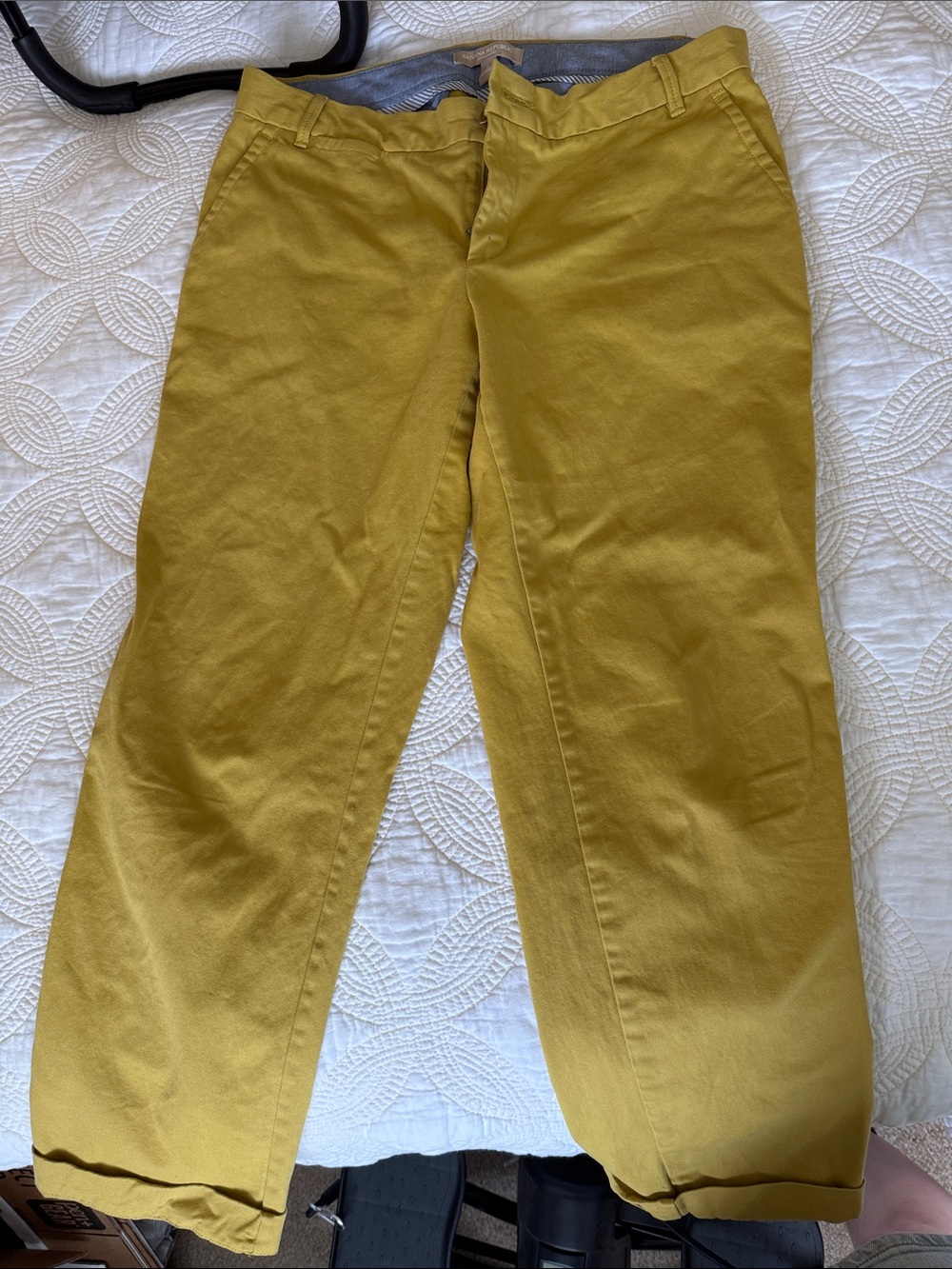 Banana Republic City Chino Mustard Yellow Low Rise Slim Pants 6 Modern Classic